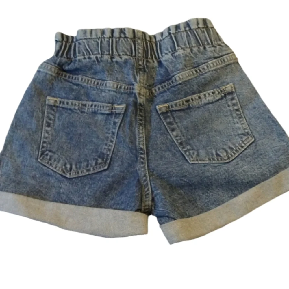 Gap high-rise denim shorts